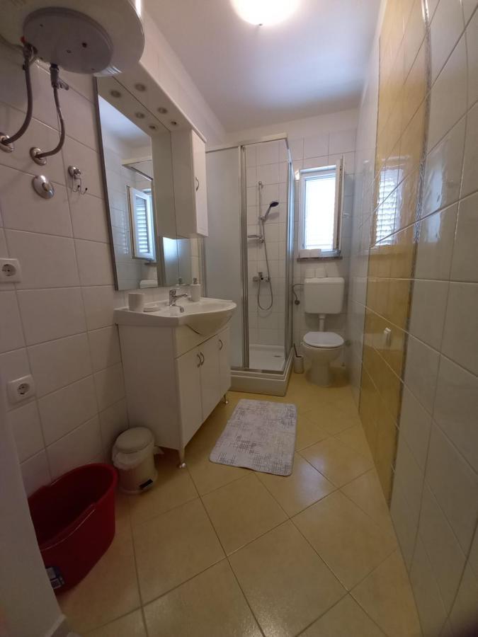 Apartmani Dijana Palit Dış mekan fotoğraf