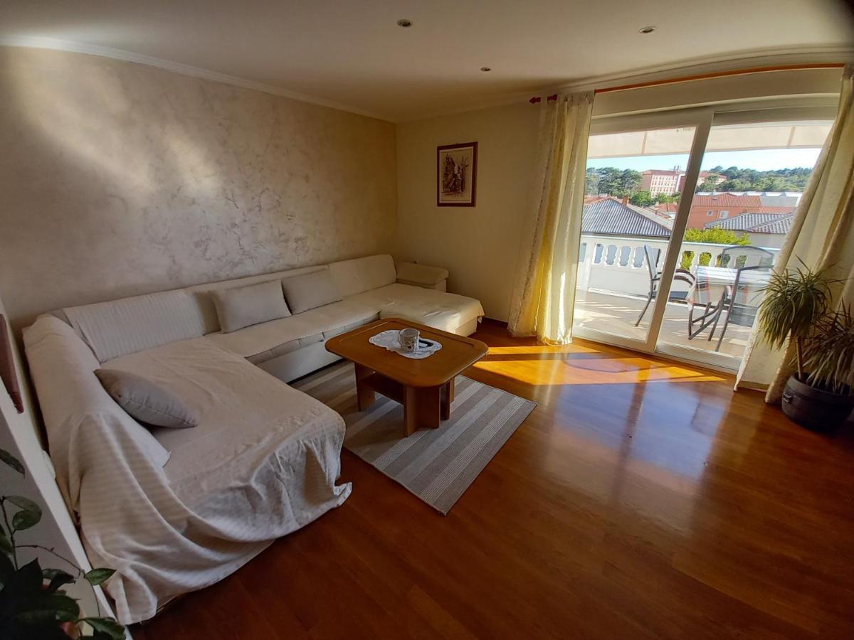 Apartmani Dijana Palit Dış mekan fotoğraf